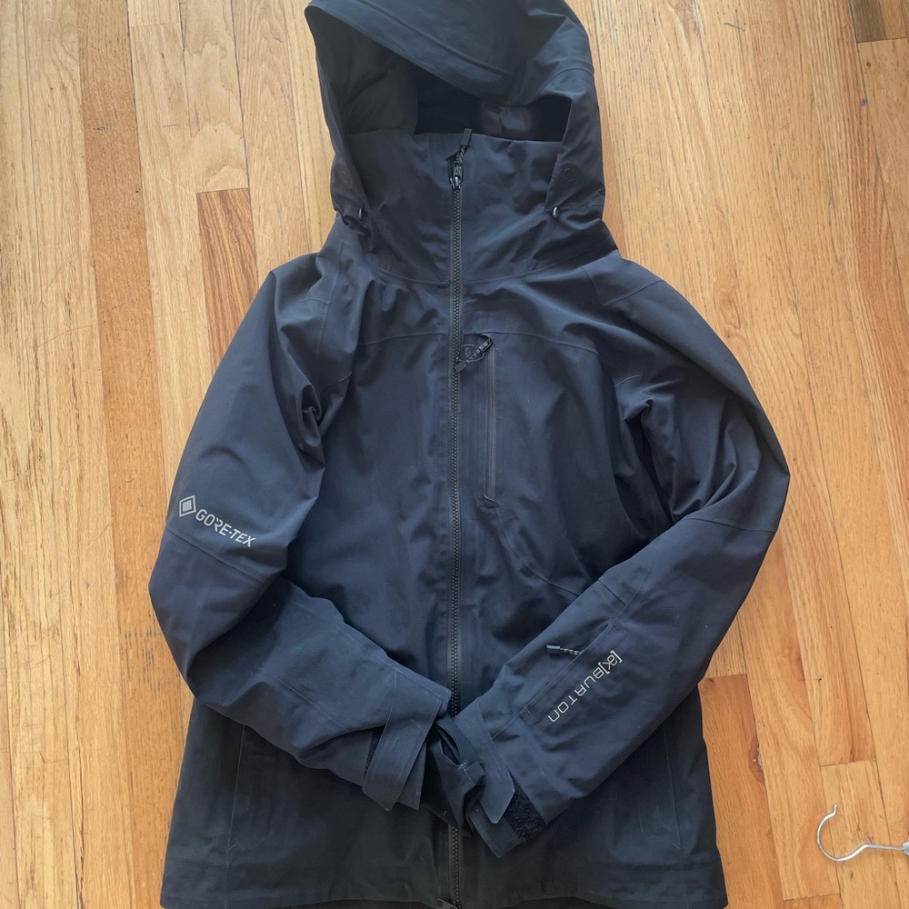 Burton [AK] women's GORE-TEX ski/snowboard jacket